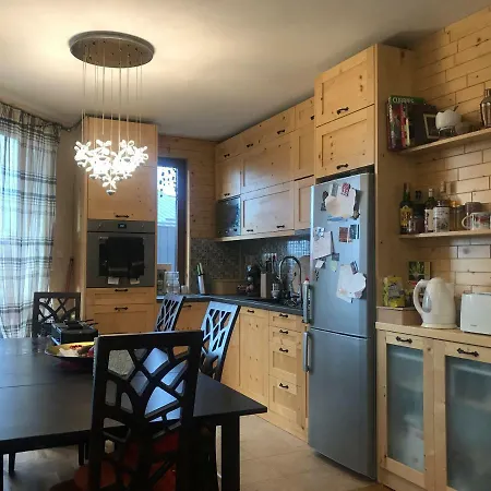 Gondola Flat Number 5 반스코