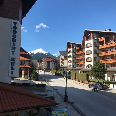 Apartment Gondola Flat Number 5 *