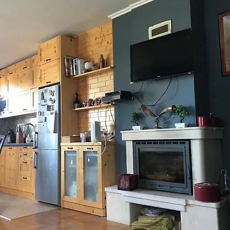 Gondola Flat Number 5 *